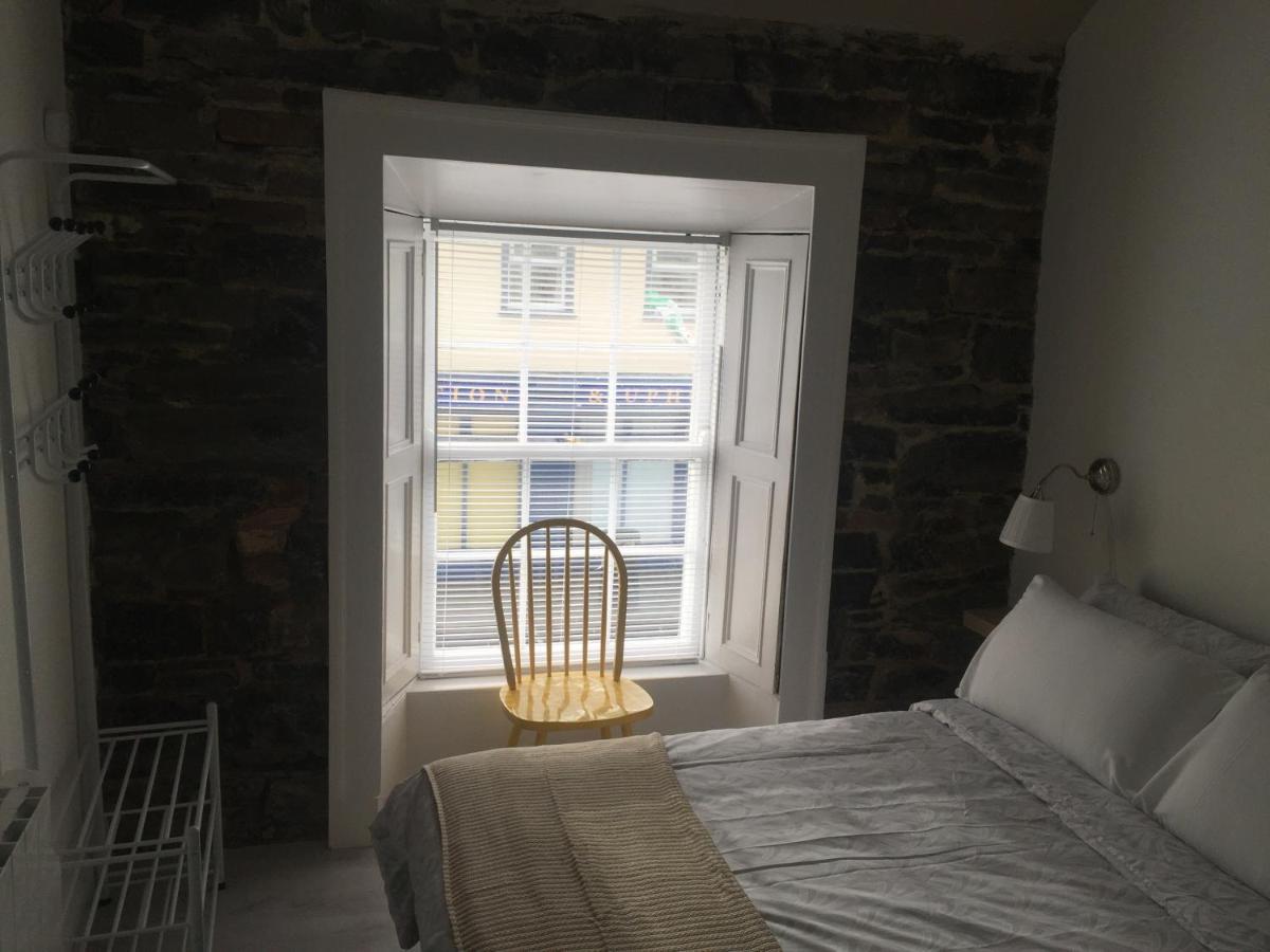 Room 2 Camp Street B&B & Self Catering Oughterard Exteriör bild