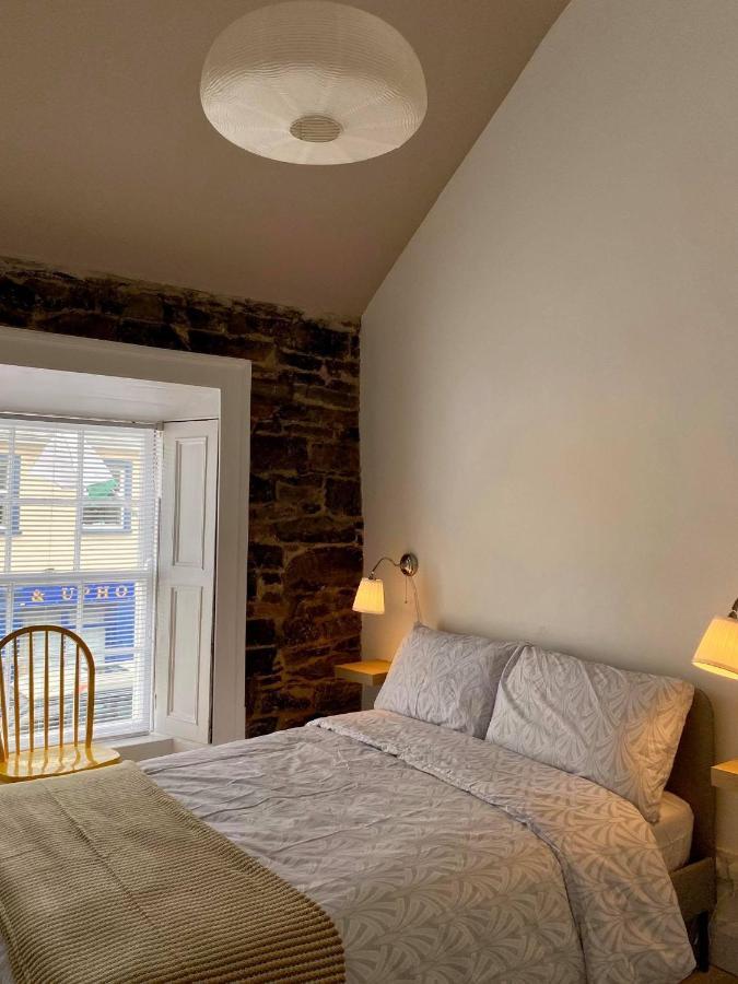 Room 2 Camp Street B&B & Self Catering Oughterard Exteriör bild
