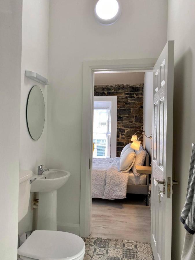 Room 2 Camp Street B&B & Self Catering Oughterard Exteriör bild